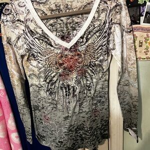 Women's V-Neck Graphic Long Sleeve Top - Gray and Black